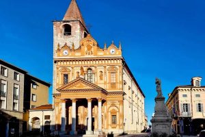 Patrimonio artistico e culturale di Borgomanero. Collegiata di San Bartolomeo